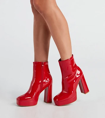 Gloss Move Patent Platform Booties