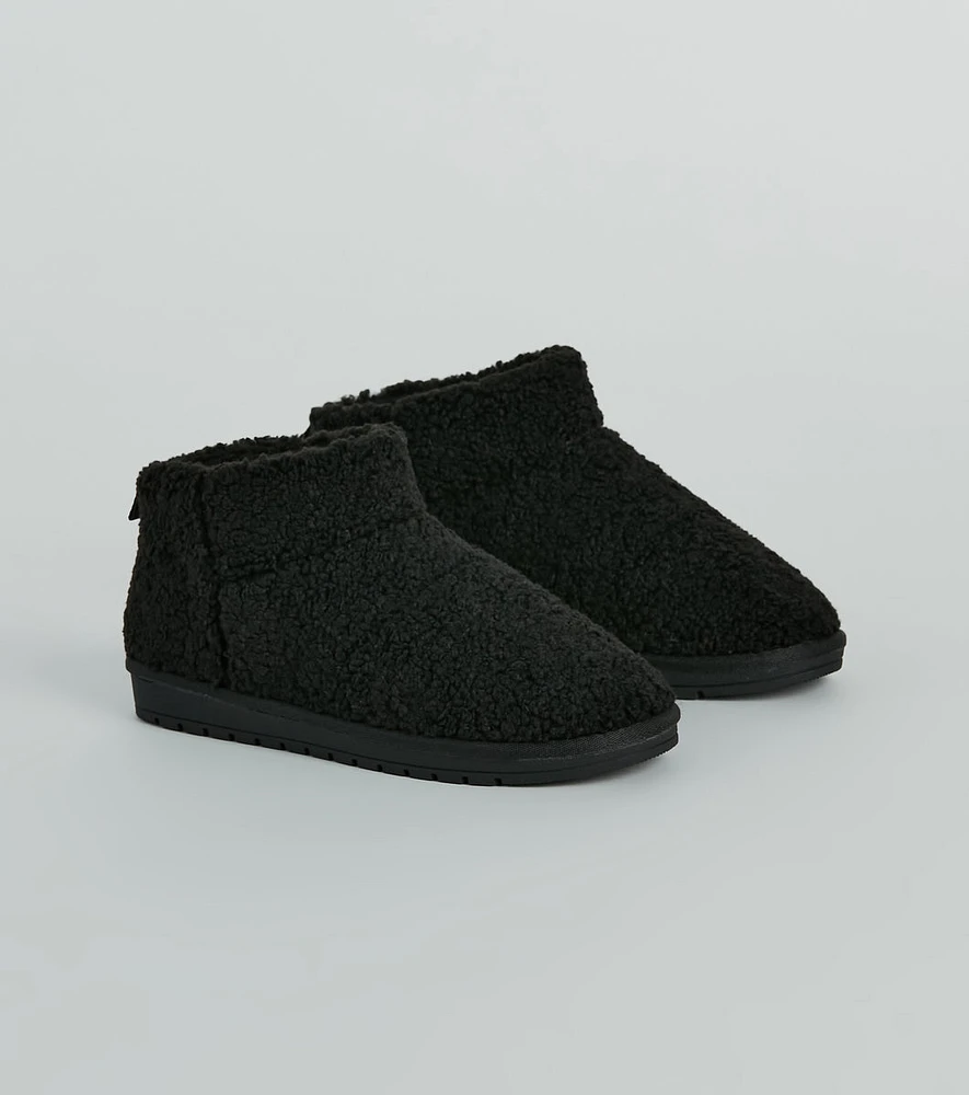 Plush Comfort Faux Sherpa Booties