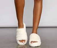 So Cozy Faux Fur Slides