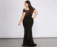 Plus Layla Formal Lace Dress