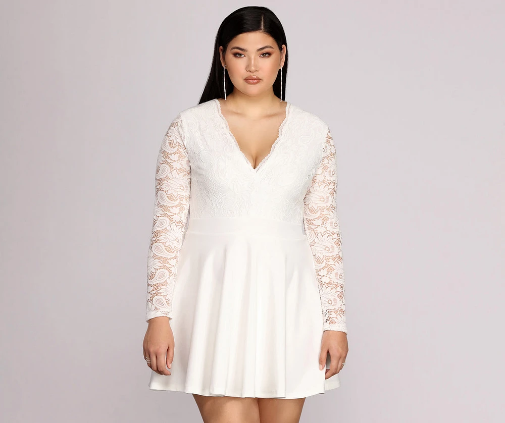 Plus La Lace Dress