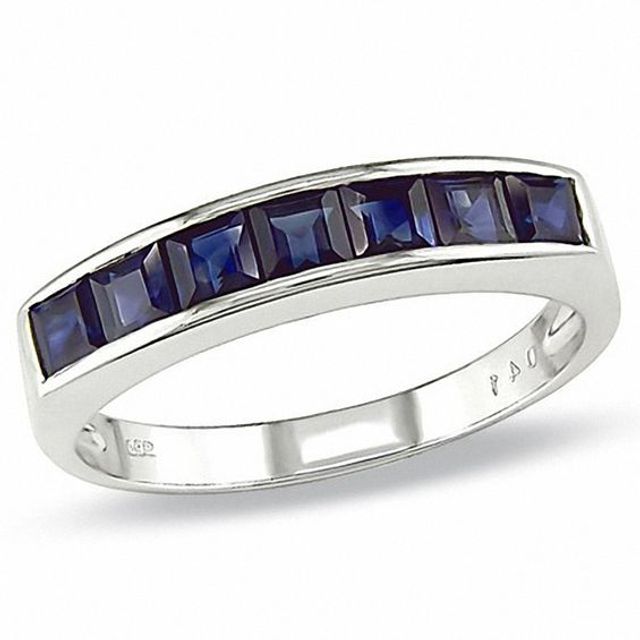 Blue Sapphire Ring in 14K White Gold