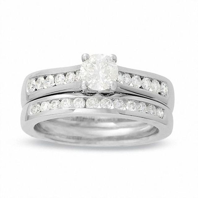 1-1/4 CT. T.w. Diamond Bridal Set in 14K White Gold