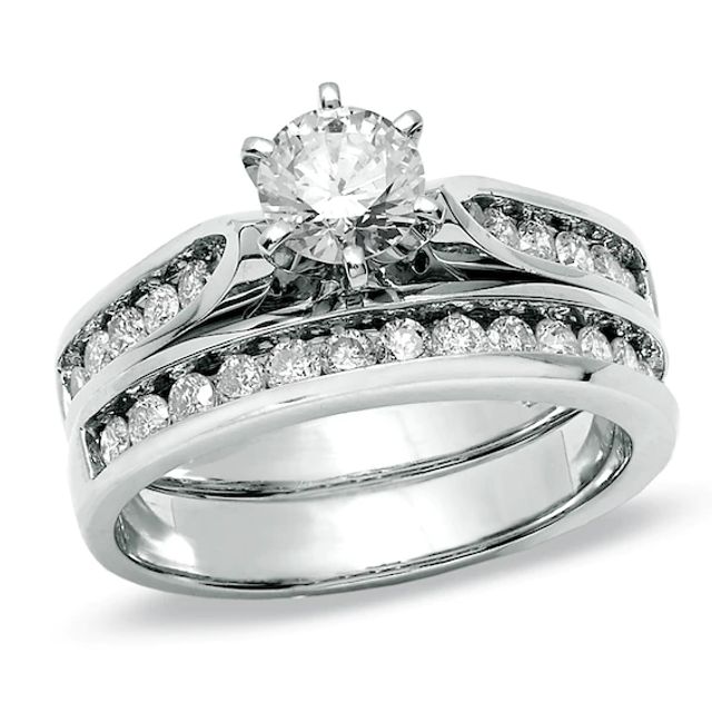 1-1/4 CT. T.w. Diamond Bridal Set in 14K White Gold