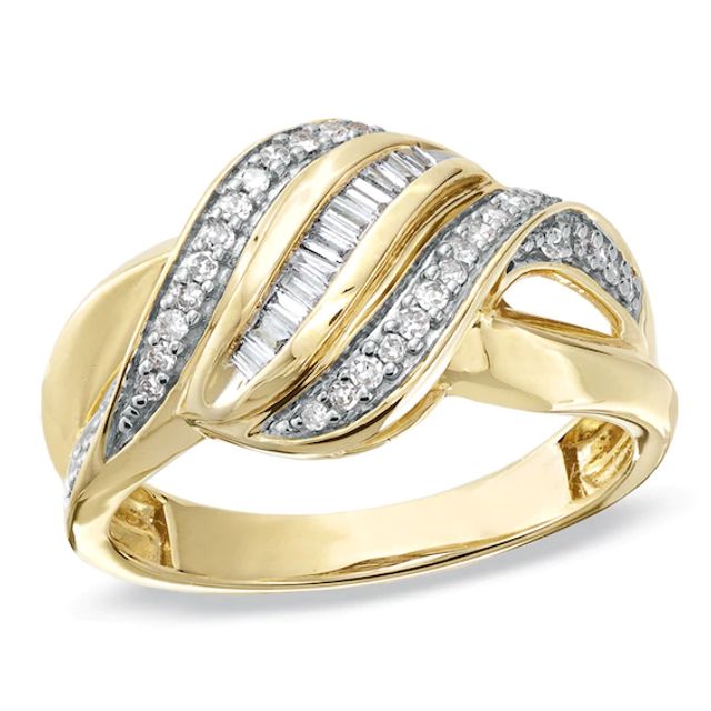 1/4 CT. T.w. Diamond Seashell Ring in 10K Gold