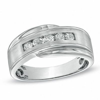 Men's 1/2 CT. T.w. Diamond Five Stone Comfort Fit Anniversary Band in 14K White Gold