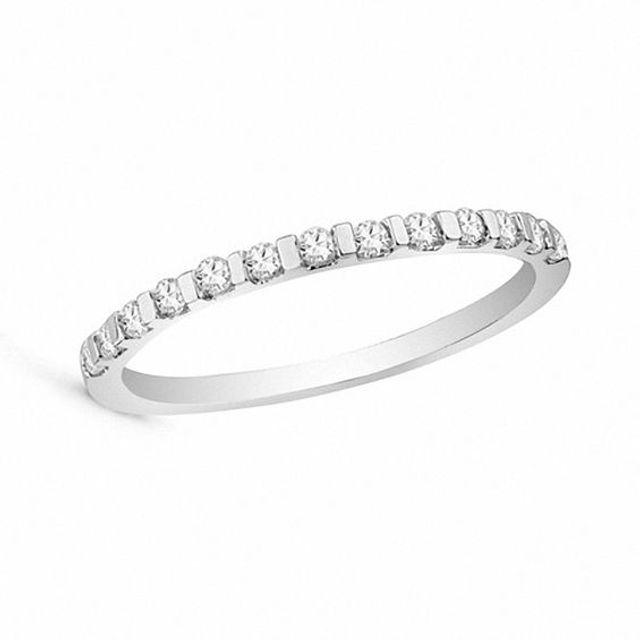 1/8 CT. T.w. Diamond Anniversary Band in 10K Gold