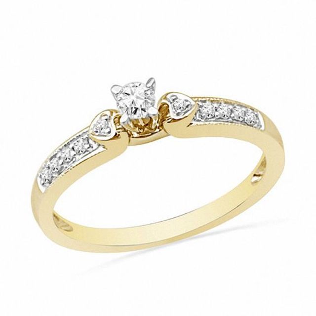 1/5 CT. T.w. Diamond Heart Accent Promise Ring in 10K Gold