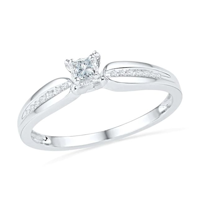 1/6 CT. T.w. Princess-Cut Diamond Promise Ring in 10K White Gold