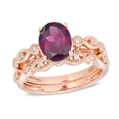 Oval Rhodolite Garnet and 1/10 CT. T.w. Diamond Vintage-Style Bridal Set in 14K Rose Gold
