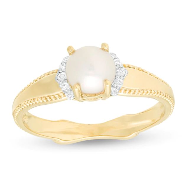 6.0mm Freshwater Cultured Pearl and 1/20 CT. T.w. Diamond Collar Frame Vintage-Style Ring in 10K Gold