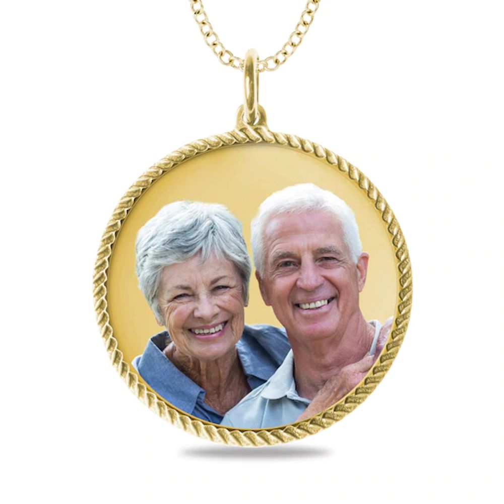 Engravable Photo Rope Frame Circle Pendant in 10K White, Yellow or Rose Gold (1 Image and 3 Lines)