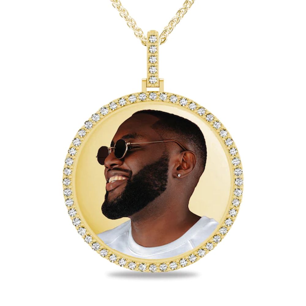 1-1/4 CT. T.w. Diamond Frame Engravable Photo Medallion Pendant in 10K Gold (1 Image and 4 Lines)