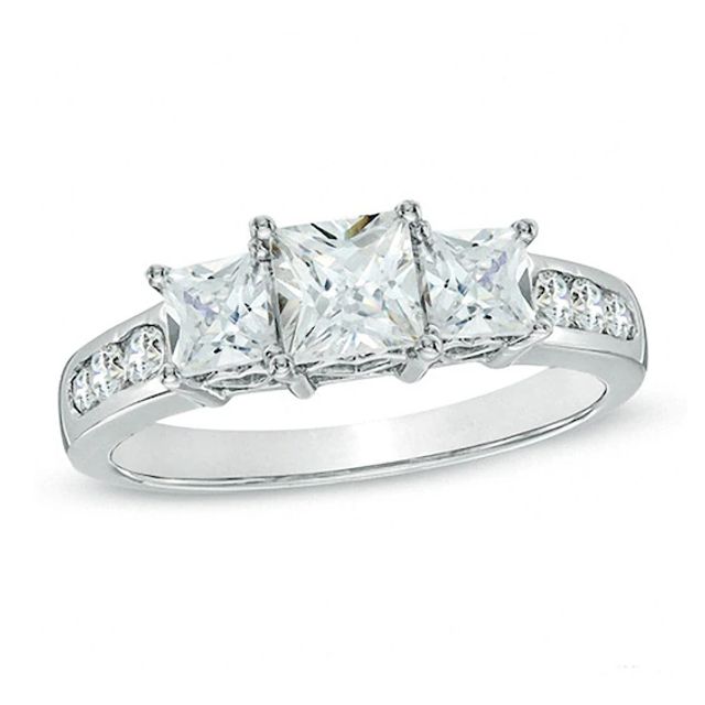 Previously Owned - 1-1/2 CT. T.w. Princess-Cut Diamond Past Present FutureÂ® Ring in 14K White Gold