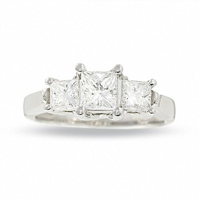 Previously Owned - 1-1/2 CT. T.w. Princess-Cut Diamond Three Stone Ring in 14K White Gold