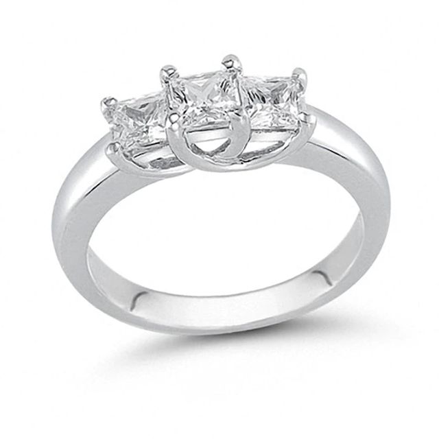Previously Owned - 2-1/2 CT. T.w. Princess-Cut Diamond Three Stone Band in 14K White Gold (H/Vs2)