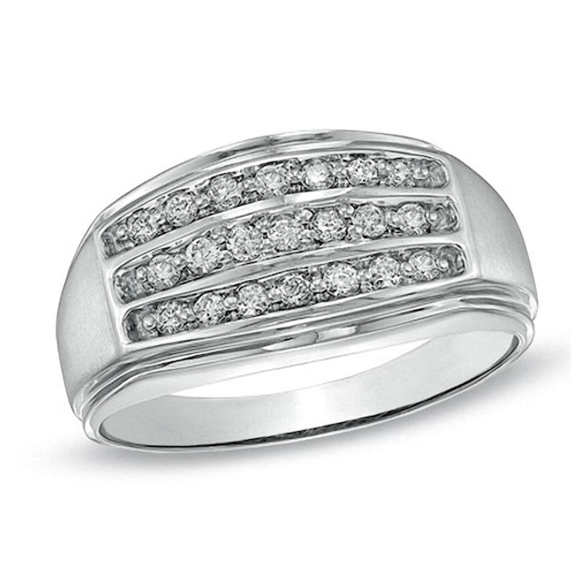 Previously Owned - Men's 1/3 CT. T.w. Diamond Three Row Comfort Fit Anniversary Band in 10K White Gold