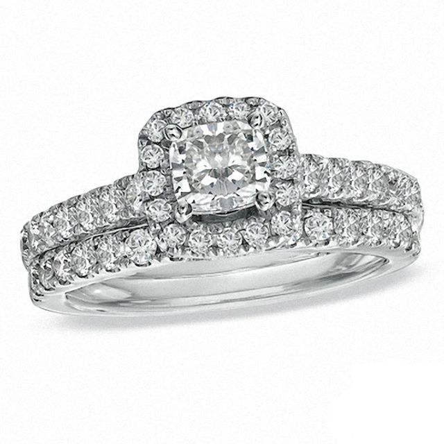 Previously Owned - Vera Wang Love Collection 1-1/2 CT. T.w. Cushion-Cut Diamond Frame Bridal Set in 14K White Gold