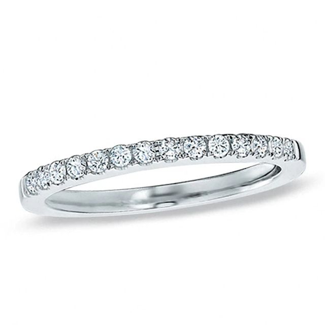 Previously Owned - Celebration Ideal 1/4 CT. T.w. Diamond Wedding Band in 14K White Gold (I/Si2)