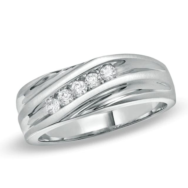 Previously Owned - Men's 1/4 CT. T.w. Diamond Slant Wedding Band in 14K White Gold