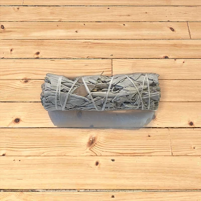 sage smudging