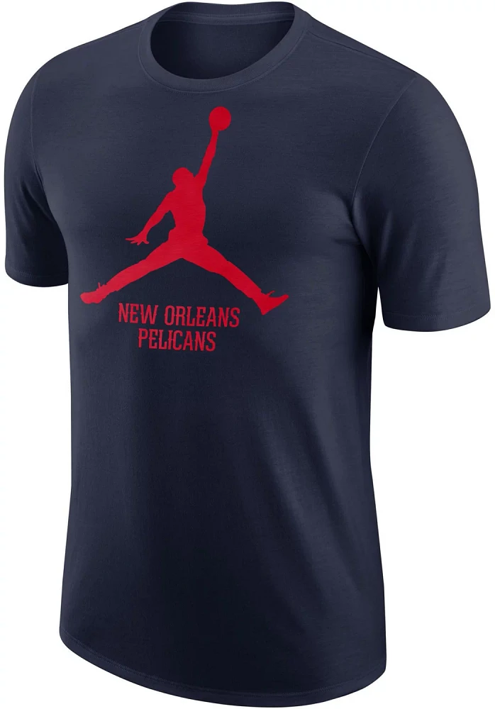 【NIKE】New Orleans Pelicans Essential Jordan NBA T-Shirt Jordan Men's New Orleans Pelicans Essential NBA T-shirt at