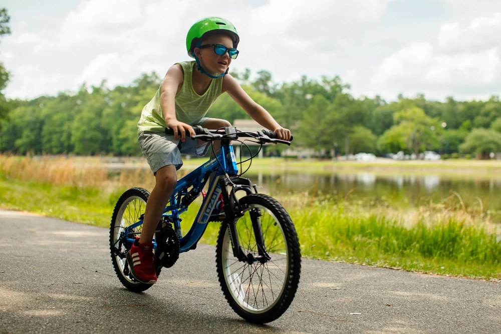 Ozone 500 Boys' Exhilarate 20 18-Speed Mountain Bike at Hamilton
