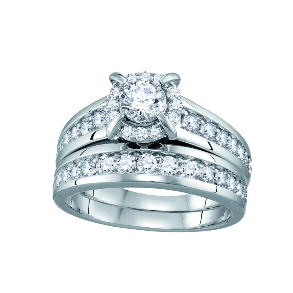Daniel s Jewelers Signature 1 1 3 CTW Diamond Bridal Set Ring in