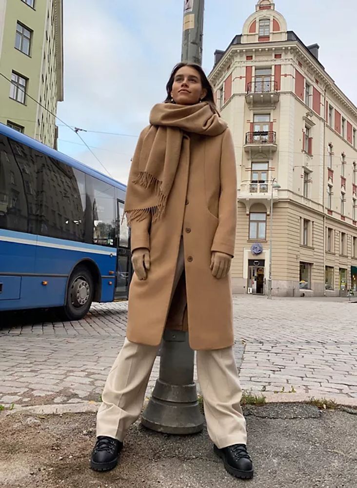 Aritzia The cocoon coat long Mall of America