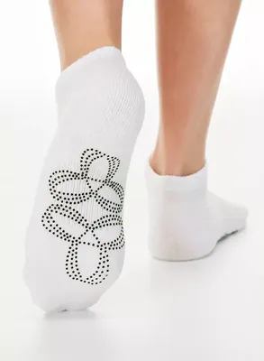 Base hot sale grip socks