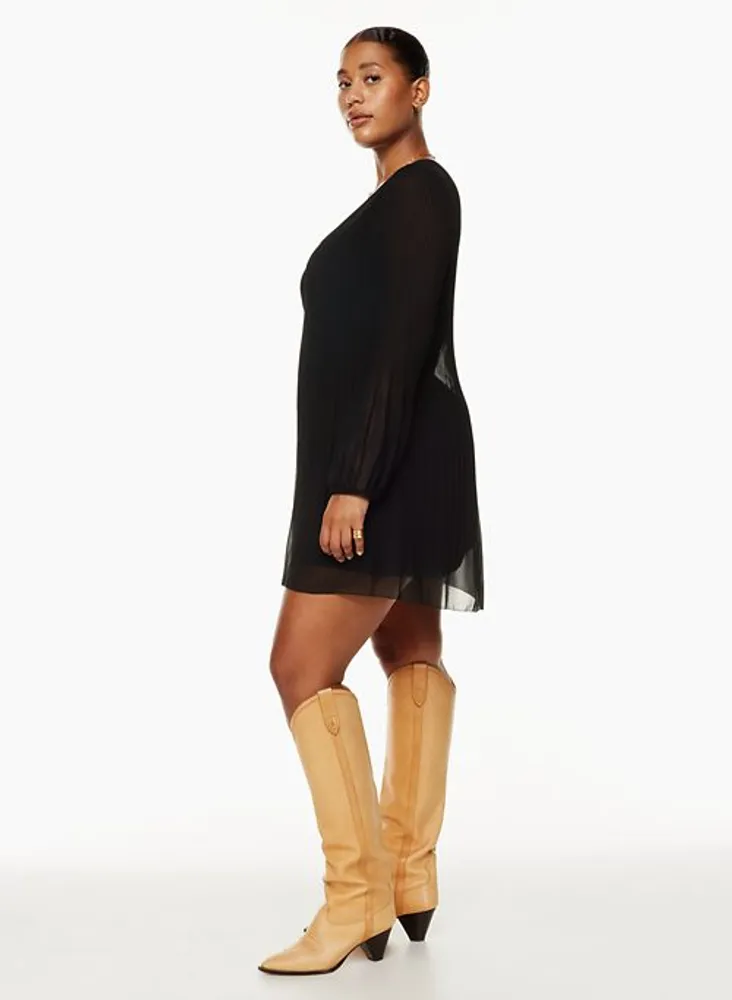 Wilfred Daydreamer V Neck Dress | Mall of America® Wilfred Daydreamer V Neck Dress | Mall of America®