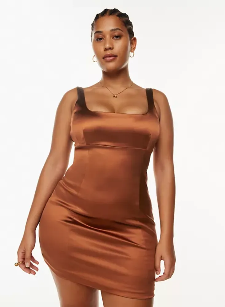 Shine dress store
