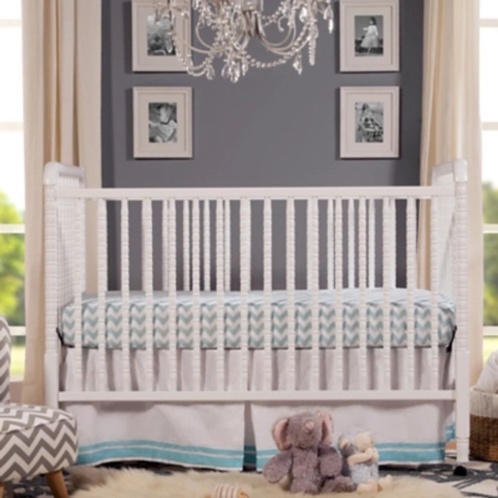 Ashley Davinci Jenny Lind Stationary Crib In White, White | Brazos Mall