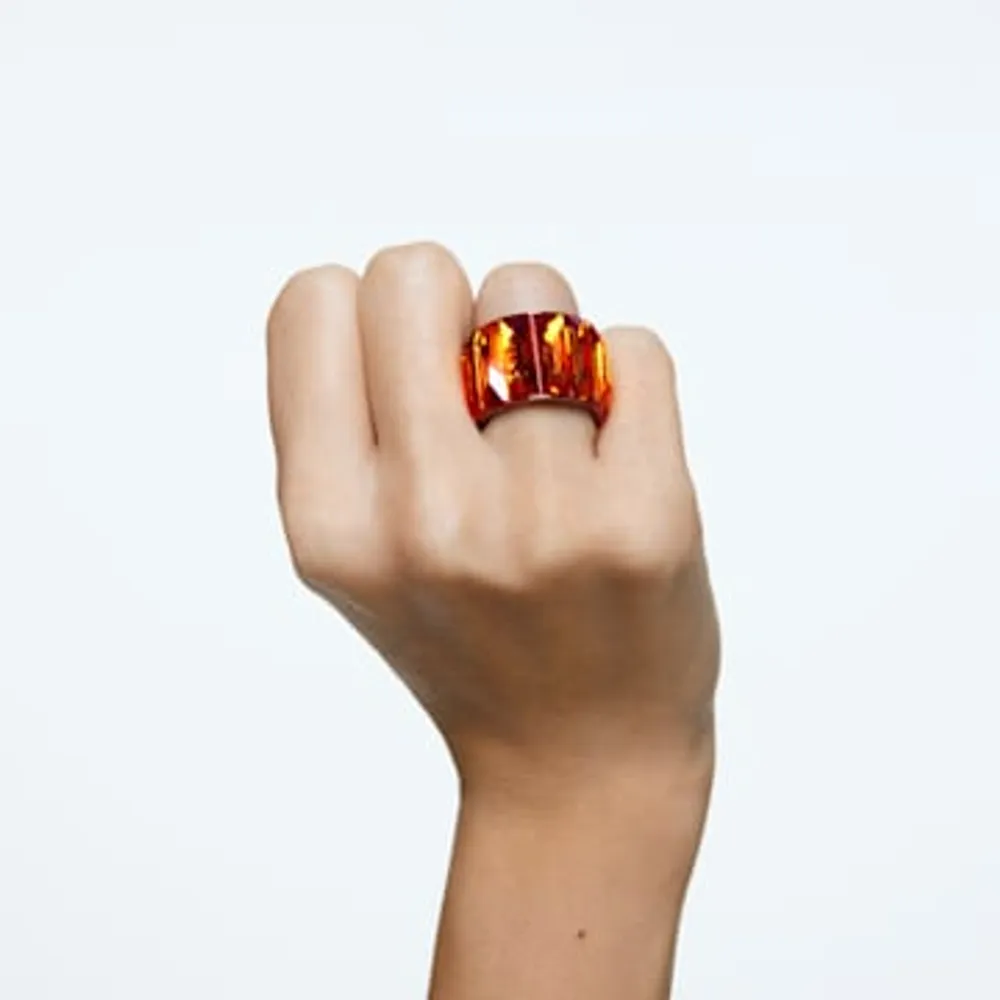 Swarovski Curiosa cocktail ring, Baguette cut | Bayshore Shopping