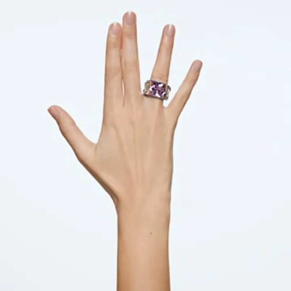 Swarovski Curiosa cocktail ring, Triangle cut | Hillcrest Mall