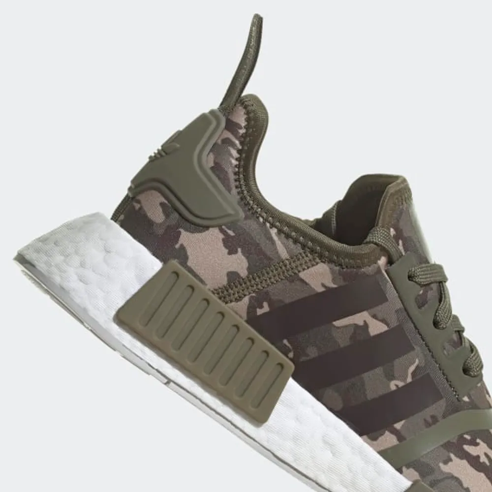 Adidas nmd verde militar mujer online