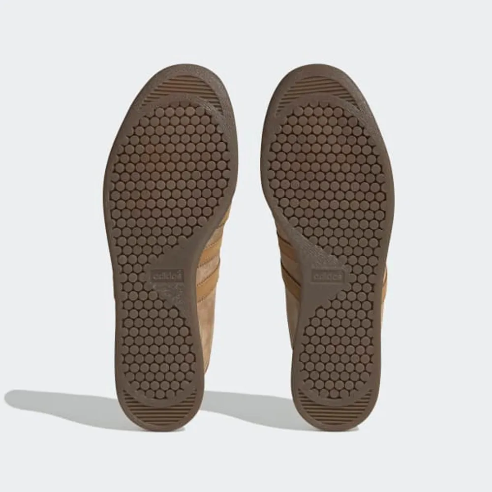 Tobacco hot sale shoes adidas