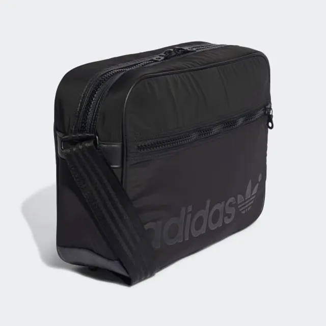 Airliner discount clutch adidas