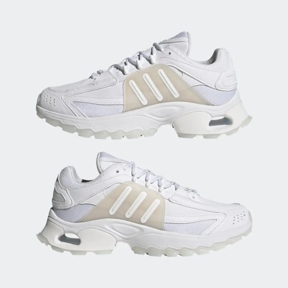 Thesia adidas clearance