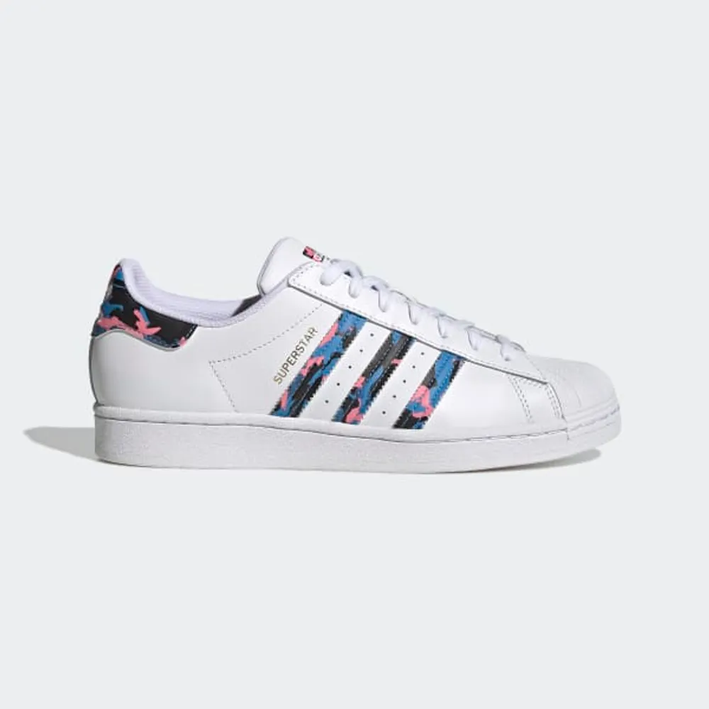 Tenis superstar farm sale