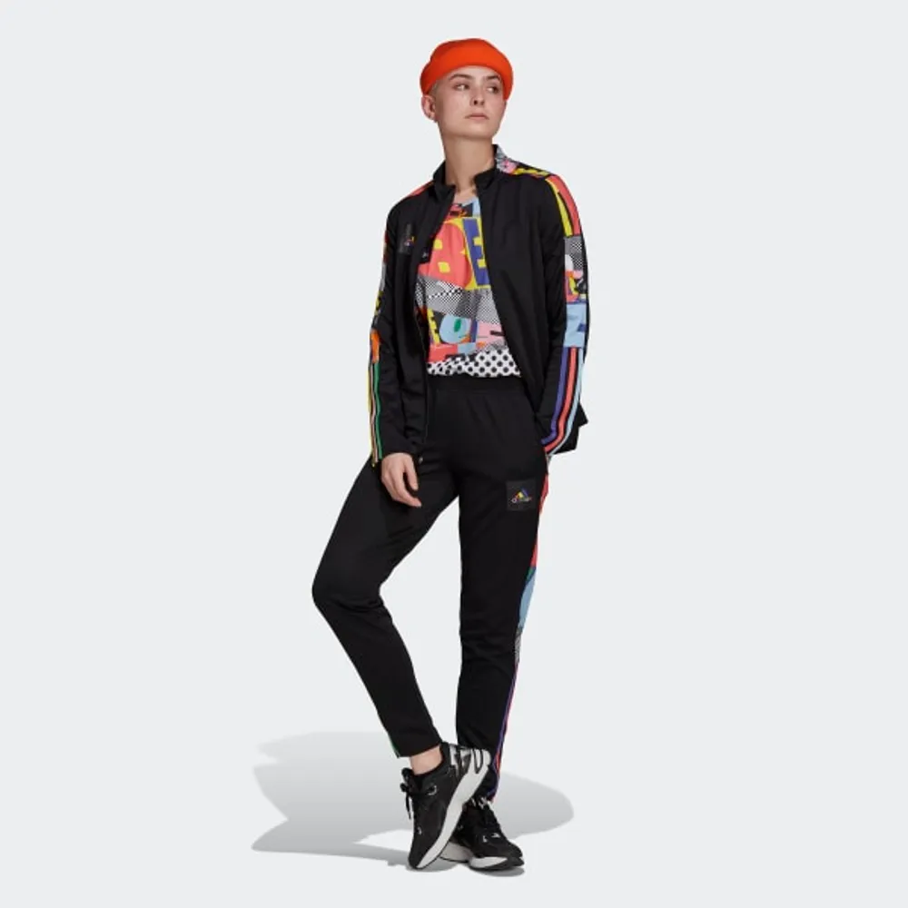 Chamarra best sale adidas pride