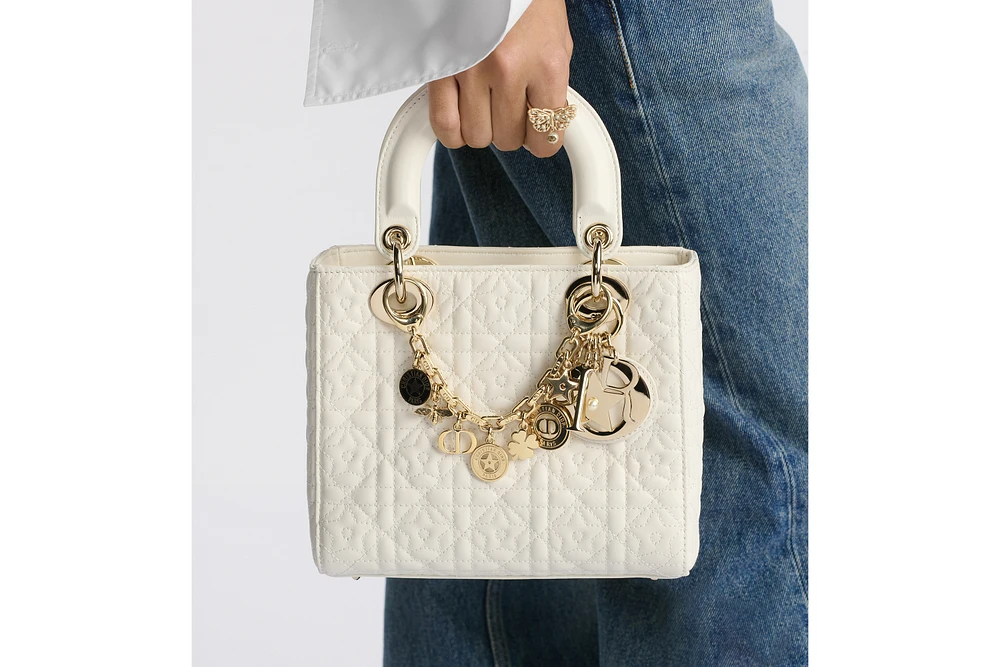 国内発送【可愛いアクセント】Dior 30 Montaigne バッグチャーム 30 MONTAIGNE Dior(ディオール) バッグチャーム(レディース
