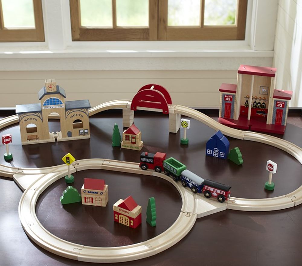 Pottery barn kids train shop table