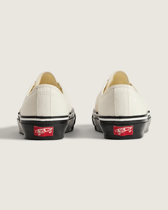 【Vans】★スニーカー★Premium Authentic Studded Leather Shoe Premium Authentic Studded Leather Shoe in Nocturnal Black | Vans