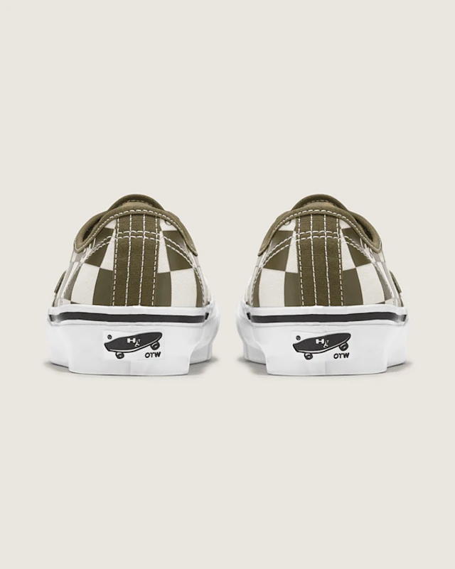 Homme Girls × OTW by Vans Authentic 44 OTW by Vans X HommeGirls Authentic 44 in Checkerboard