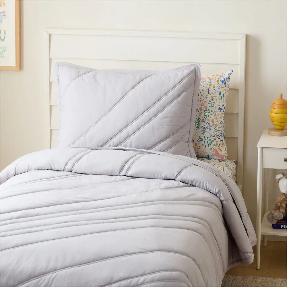 West elm white comforter top