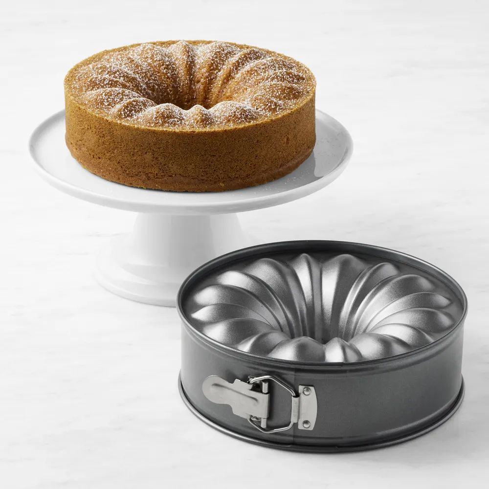 Springform shop bundt pan