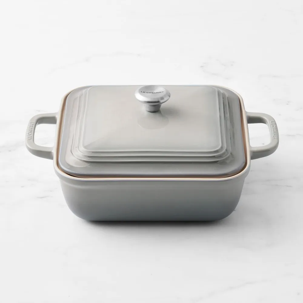 Le creuset square casserole hotsell with lid