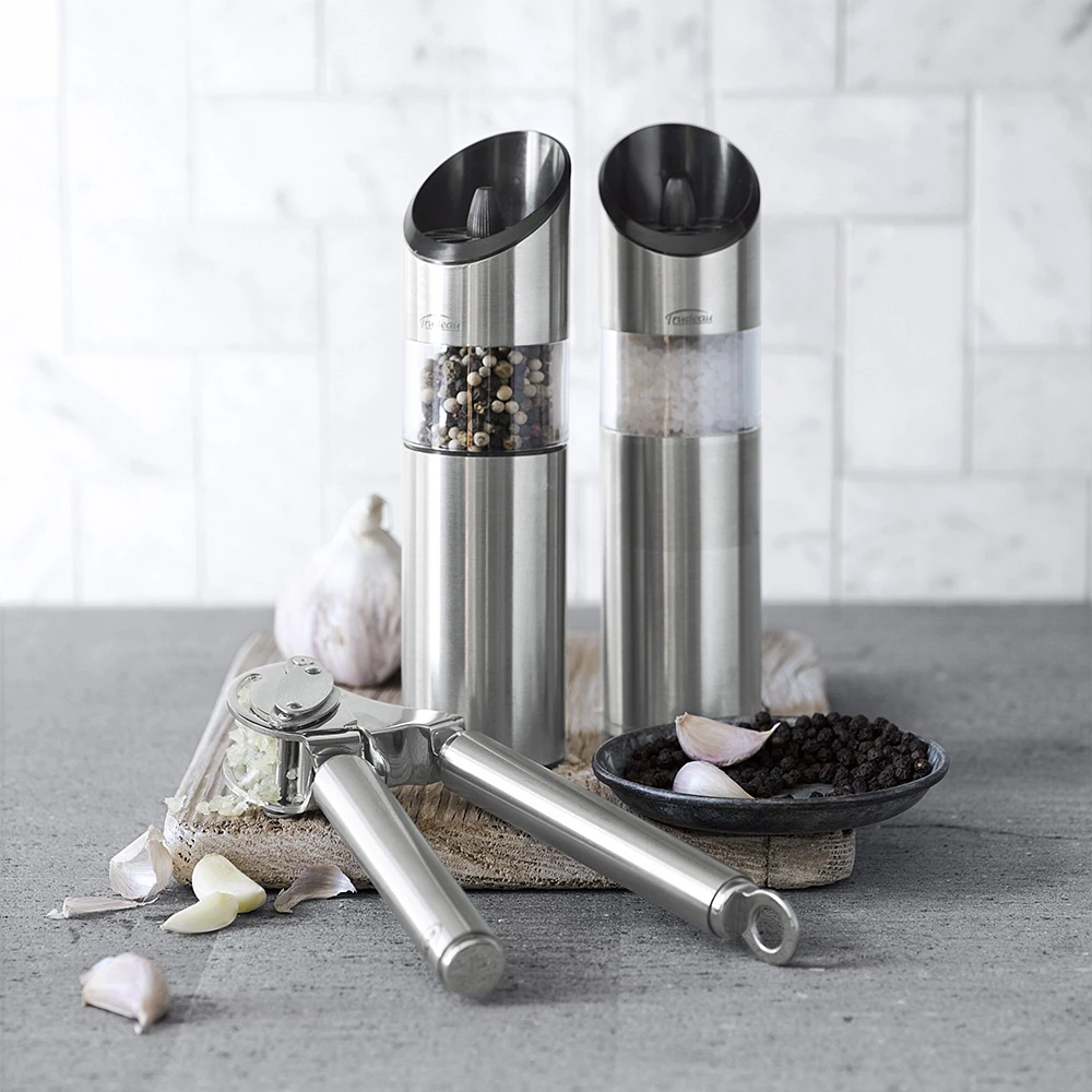 Electric salt & pepper mills discount