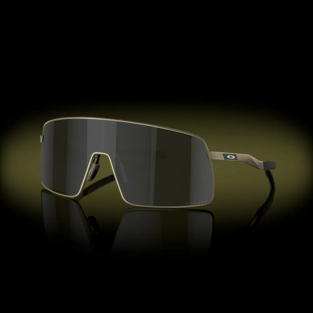 Oakley moa top